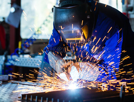 專業(yè)團(tuán)隊(duì).jpg 專業(yè)團(tuán)隊(duì).jpg